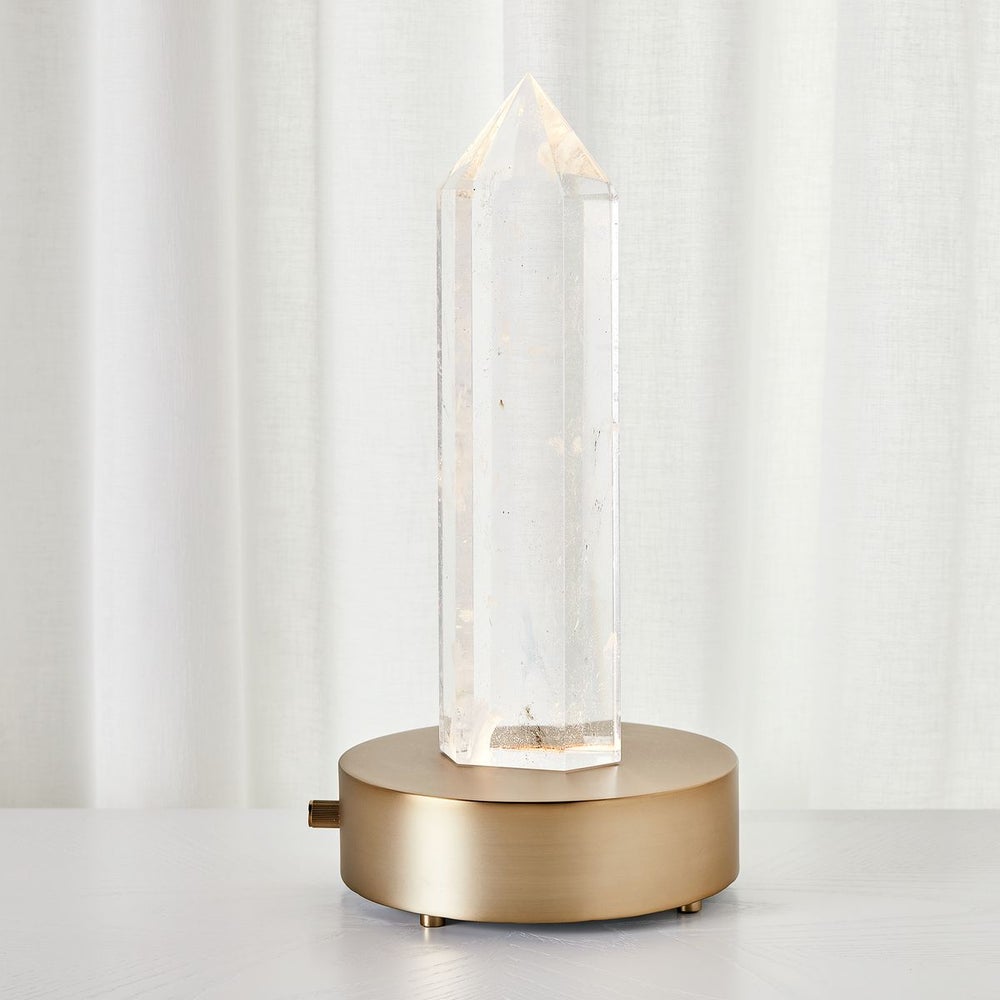 Escultura de Punta de Cristal