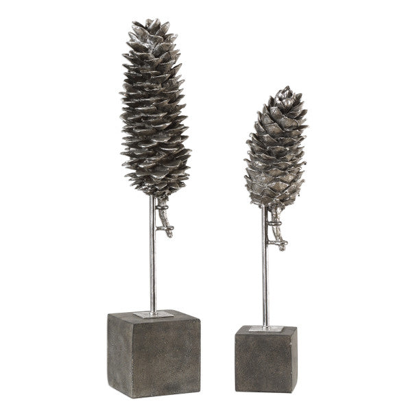 Esculturas de piñas de hoja larga S/2